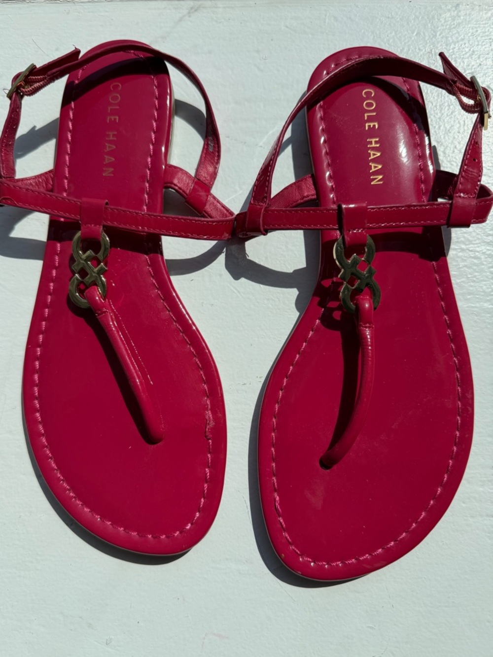 Cole Haan Women's Hot Pink/Red T-Strap Sandals with Gold Accent Size 6M
